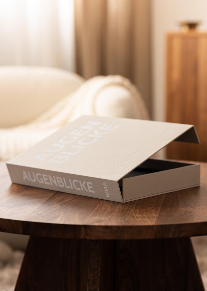 KAILA AUGENBLICKE Creme - Coffee Table Photo Album (60 Pagine nere)