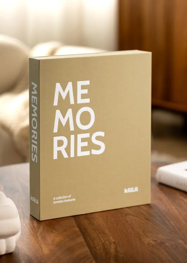 KAILA MEMORIES Vanilla - Coffee Table Photo Album (60 Pagine nere)