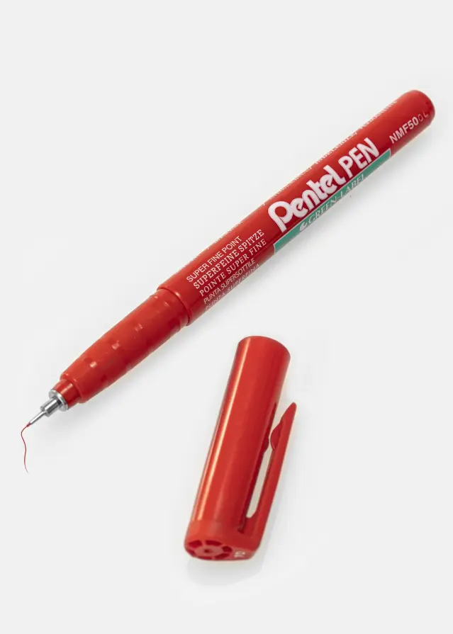 Pentel NMF50-B - Rosso Penna per album - 0,5 mm